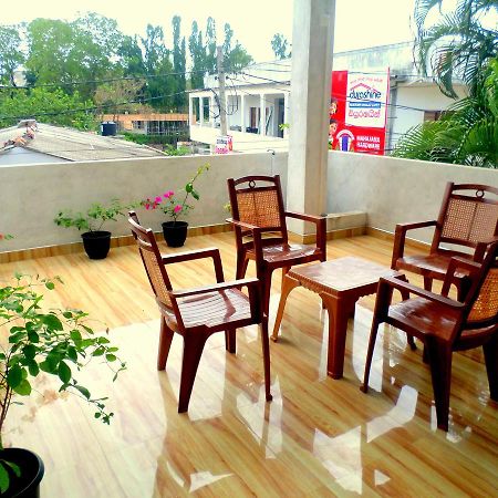 Lion Rest Hotel Anuradhapura Exterior photo