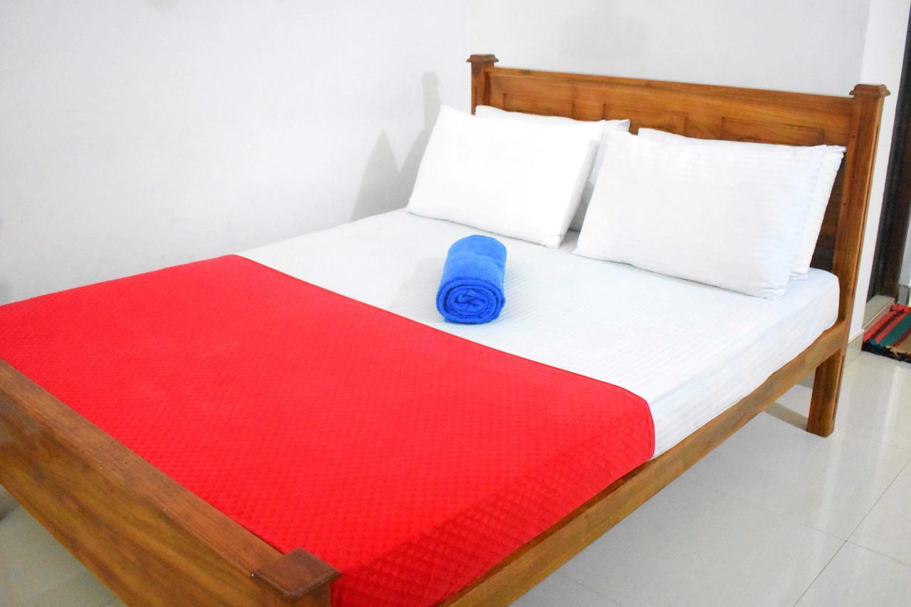 Lion Rest Hotel Anuradhapura Exterior photo